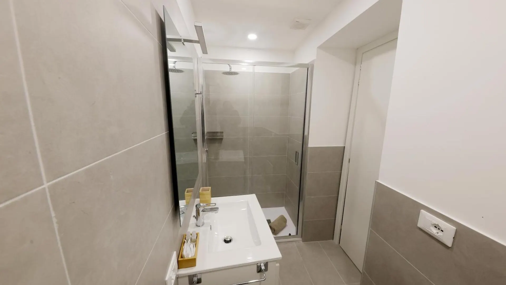 Argenteria5 Holiday Rooms Palermo